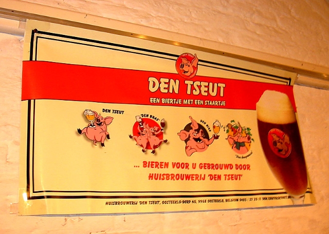 766-6711_IMG.jpg - Brewery Den Tseut from Oosteeklo. Beers with a tail.